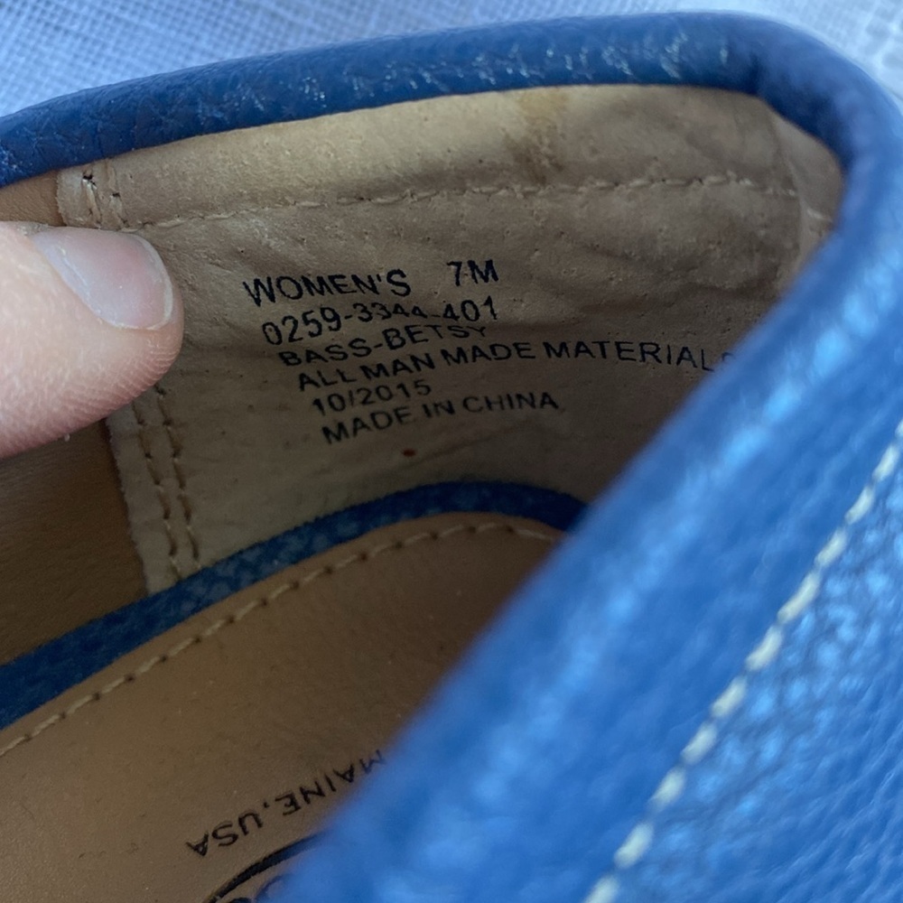 Bass “Betsy” cobalt blue buckled loafers. - Picture 6 of 11